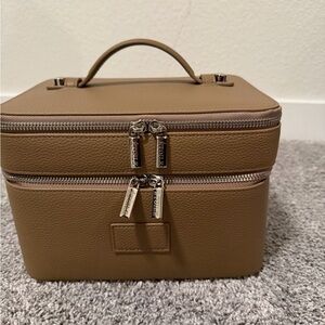 Etoile Vanity Case